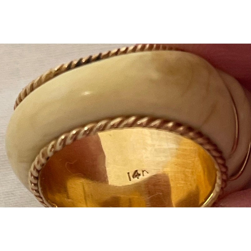 Vintage 14k Yellow Gold Ribbed Dome Cocktail Ring Cream Carved Statement Sz 6.25 - Picture 3 of 10